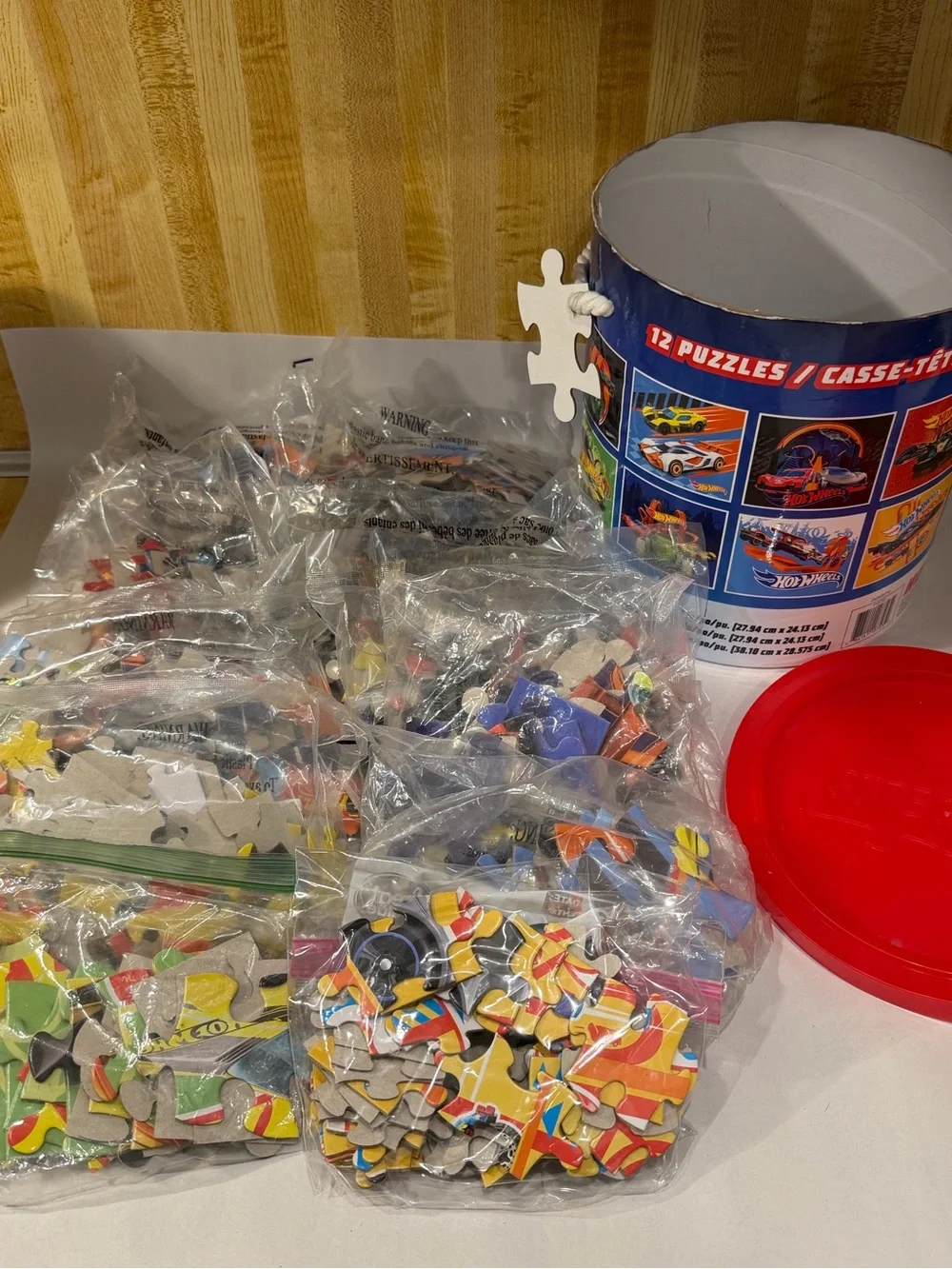 HOT WHEELS  SURE LOX BUCKET OF 11